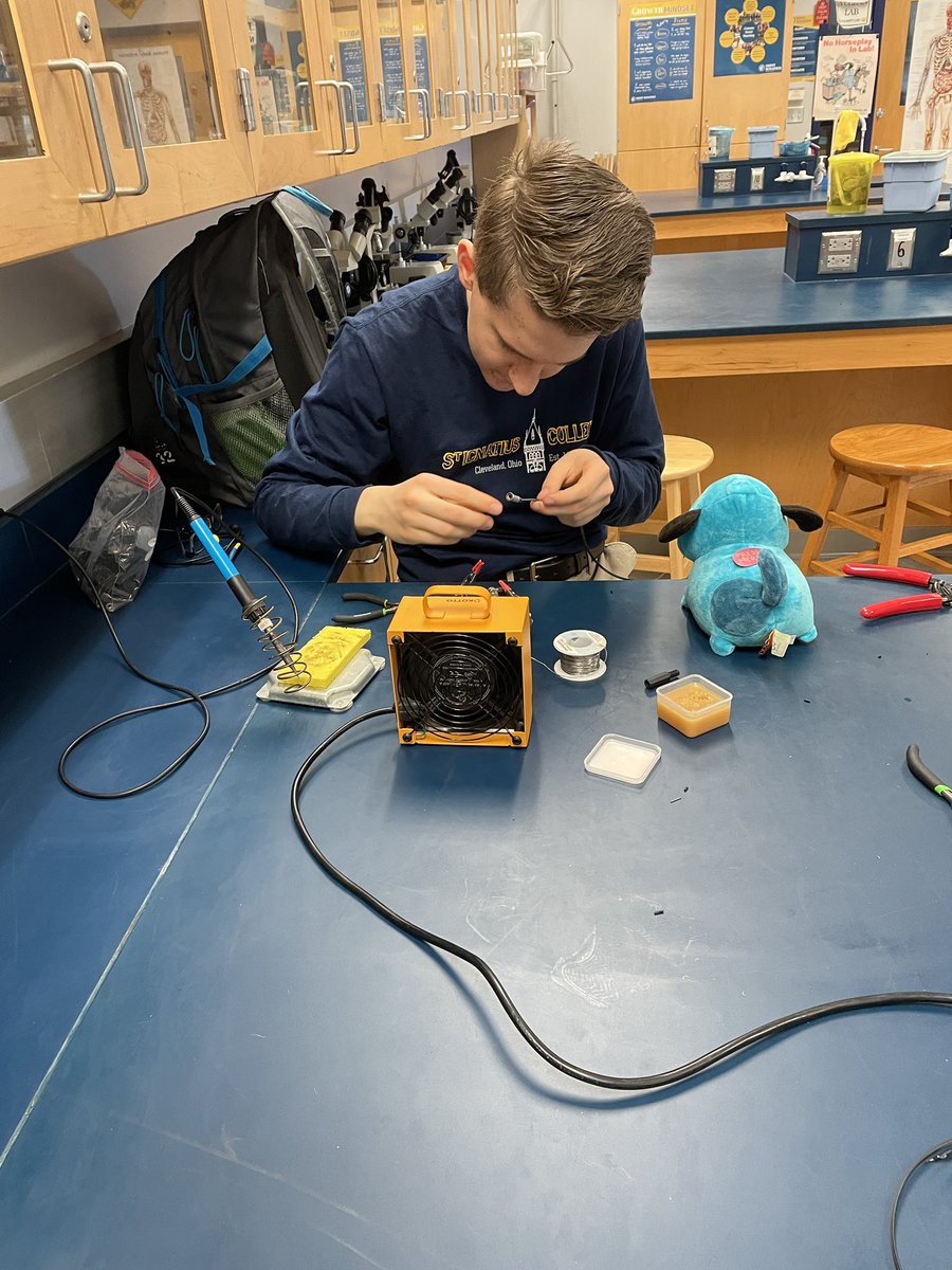 SIHSSciOly's tweet photo. Over the next few formation periods the Robotics team and SciOlyCats @SIHSCleveland are modifying toys for kids with special needs. Thanks @replayforkids for supplying the tools and toys. https://t.co/HuERa3gESp