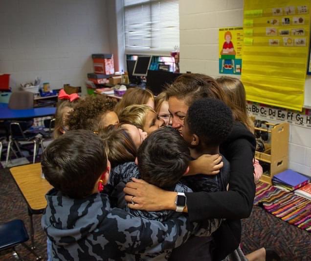 SchwinnTeach's tweet photo. Tennessee children deserve every opportunity to grow, learn and achieve. Our elected officials made a clear commitment to student success by approving TISA and $1 billion in new funding for students, the largest recurring investment for public education in our state’s history. https://t.co/TB7WH6UcCW