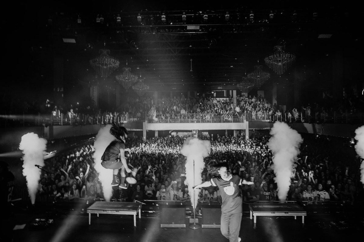judahandthelion's tweet photo. Can’t believe we get to rage with you all this Fall - who’s coming? https://t.co/VgQ7HXo6kl
