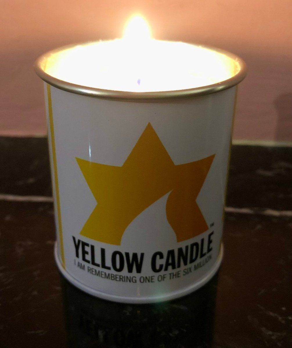 En Yom HaShoá hemos recordado las palabras del Rabino Jonathan Sacks z"l: “Lo que nuestros enemigos mataron lo mantenemos vivo de la única forma en la que podemos hacerlo: en nuestro recuerdo y en nuestras oraciones”. Desde la CJM nos sumamos a la emotiva iniciativa #yellowcandle