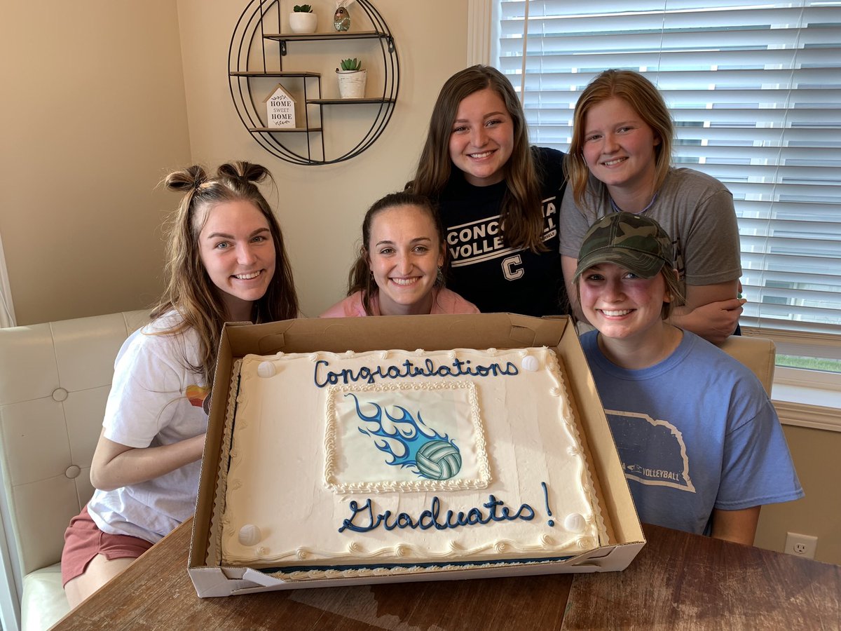 cunevolleyball's tweet photo. Team grill-out to celebrate our graduates!!  Big things in store for each of them!! 💙🏐🐶🎓 https://t.co/B4cL2VnEXy