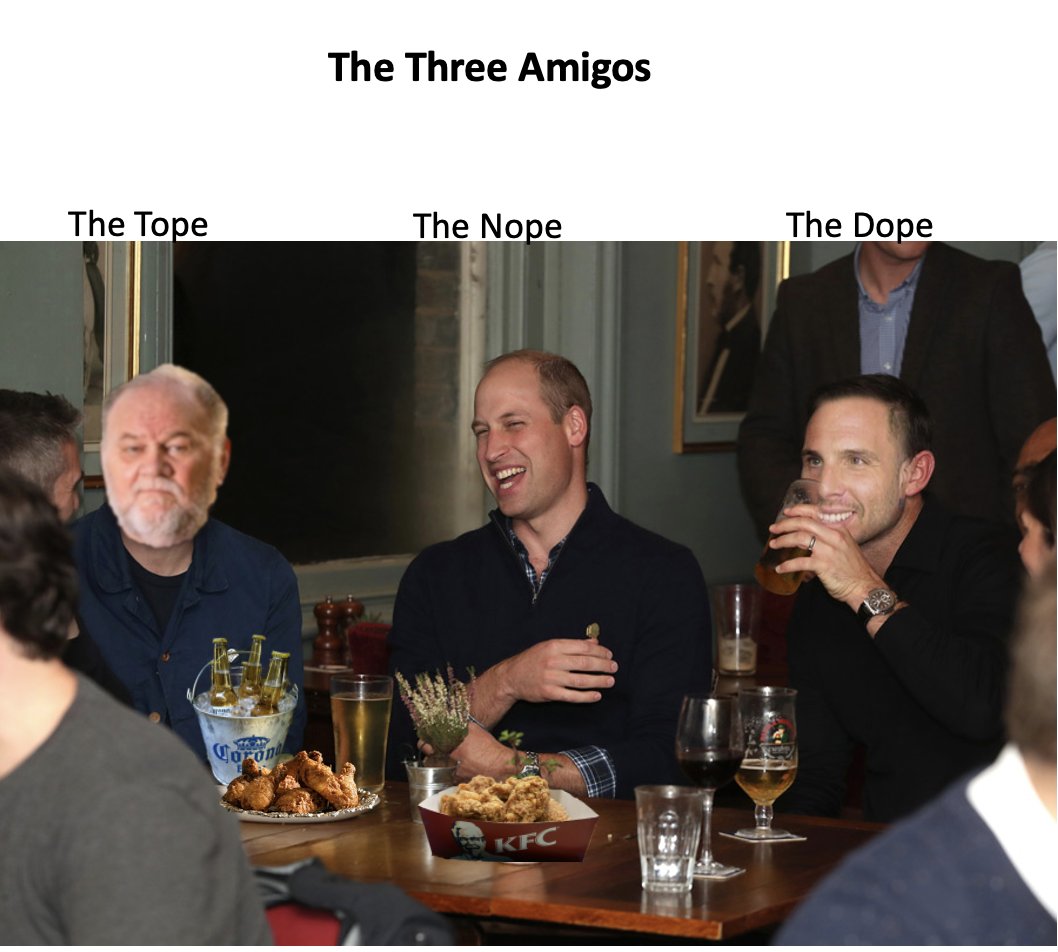 byetwit's tweet photo. The UnholyTrinity just chillin'
#DukeofMexico has found his tribe
#relocation
#FridayMeetUp https://t.co/OBRphhLzrz