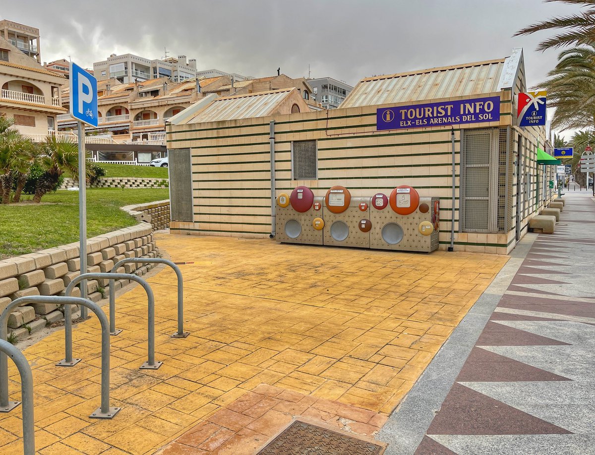 algarafoto's tweet photo. ❎ Y por qué no podemos tener una estación de Bicielx en pedanías de Elche ? 🚲 56 estaciones de @bicielx y ninguna en pedanias, es momento de que los más de 40.000 ciudadanos que vivimos en el Camp d’Elx podamos disfrutar de un servicio como este.
#CONTIGOELCHE https://t.co/n4ObmWisbn