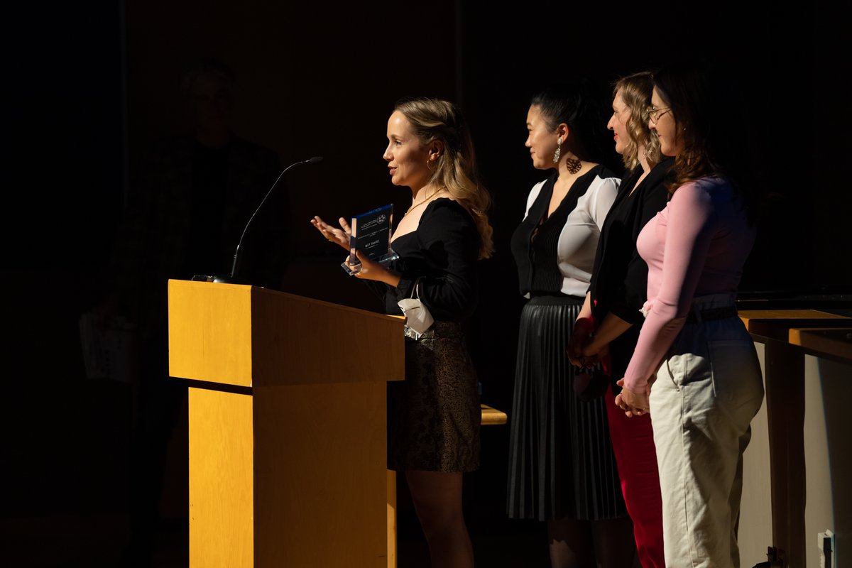 LakeshortsFilm's tweet photo. Let’s hope this fantastic group keeps talking and making more films! Shout Out to #ShutUp and #GrandeCamera for this amazing award @jenpogue #MollyFlood @emilyandrews @Daniel_Maslany #lucyhill #stephjung 📸: @jeremysale #lakeshorts10years #filmcommunity #indieshorts https://t.co/JNjMGcsLNA