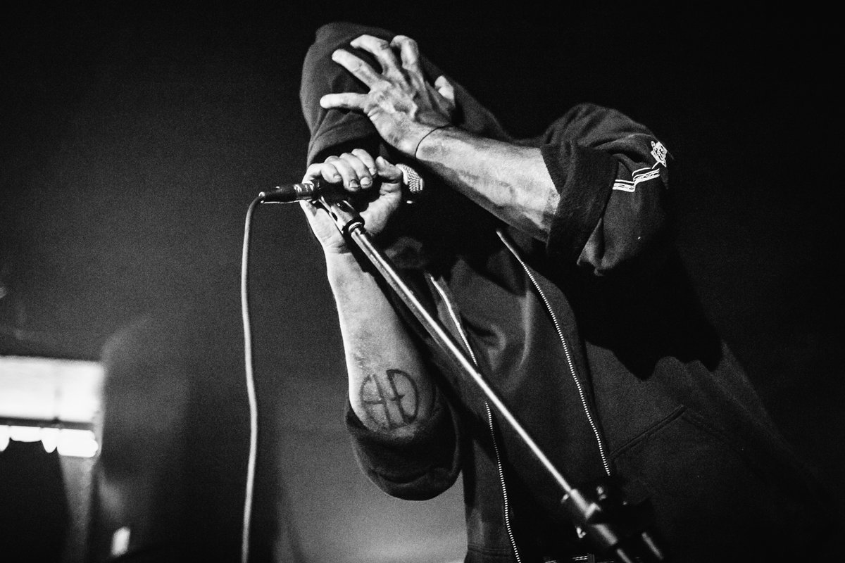 backbone tweet media