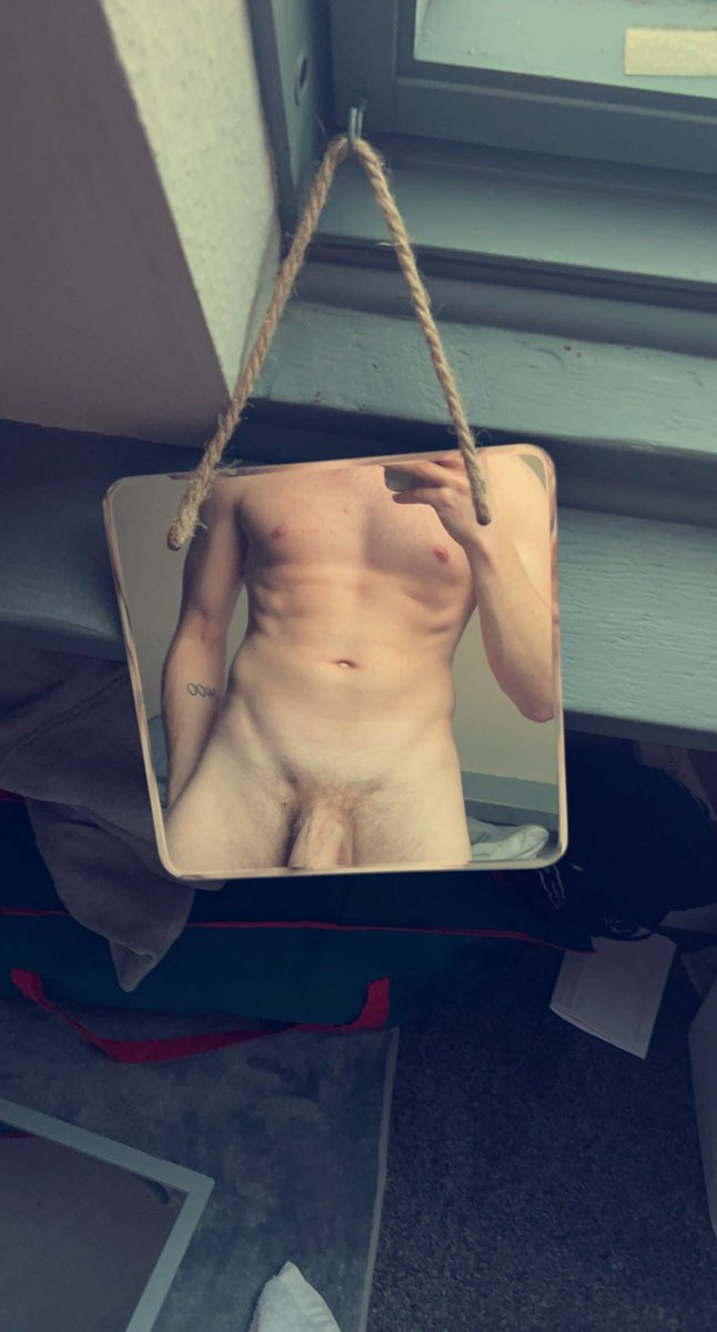 hunglad21's tweet photo. Take 3 🎥 
Subscribe to my onlyfans for more explicit content # watchthisspace https://t.co/EscstEtnoD