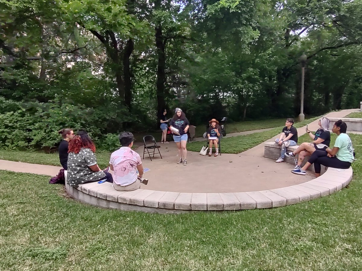 Brilliant #PeersforPride performance by @GSCatUT today with students crafting stage scenes to educate about issues affecting the LGBTQIA+ community!