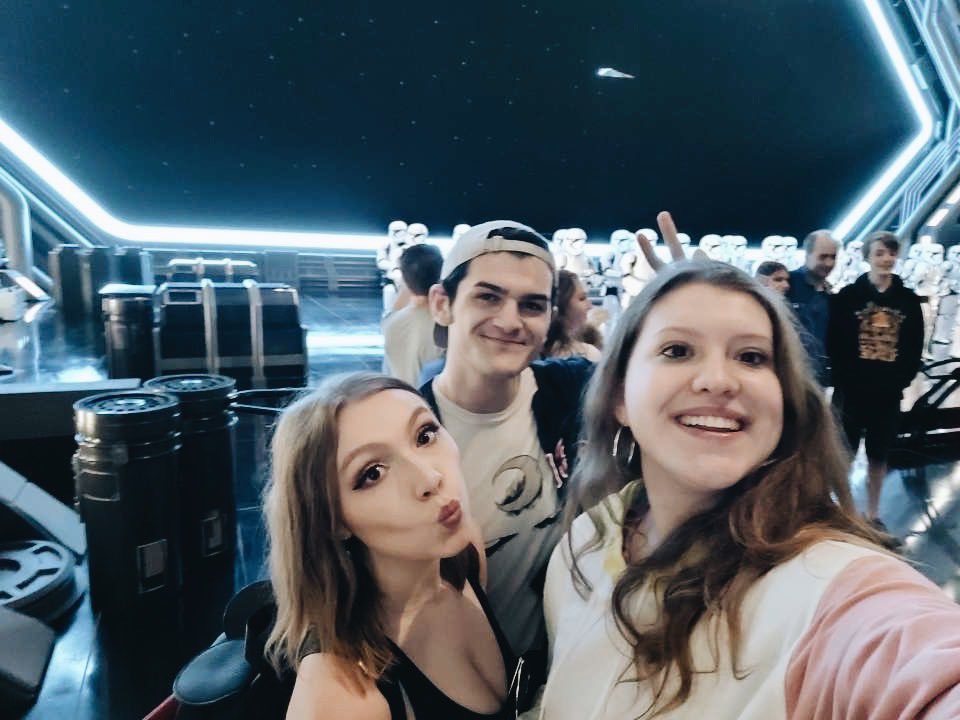stephtvs's tweet photo. lifes so fun here 💭 https://t.co/1ValfKFbL6