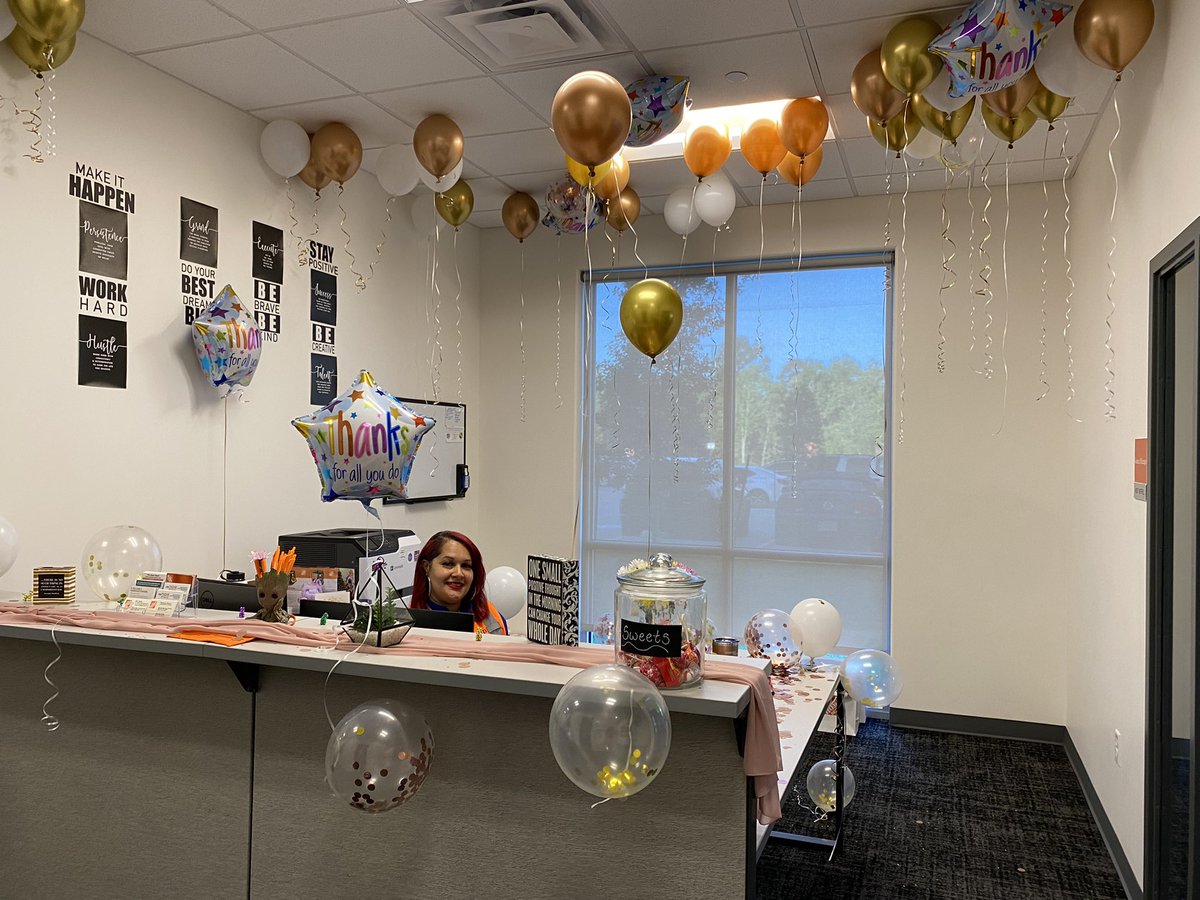 Savena_75's tweet photo. Thankful for our admin Shanazar for everything she does for #5859!! 🎉🎉 #AdminstrativeProfessionalDay https://t.co/zp0HALkrC7