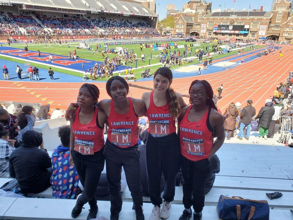 Congratulations to our lady track athletes who scored their season best time today at the Penn Relays in the 4x1 event! GO CARDINALS!