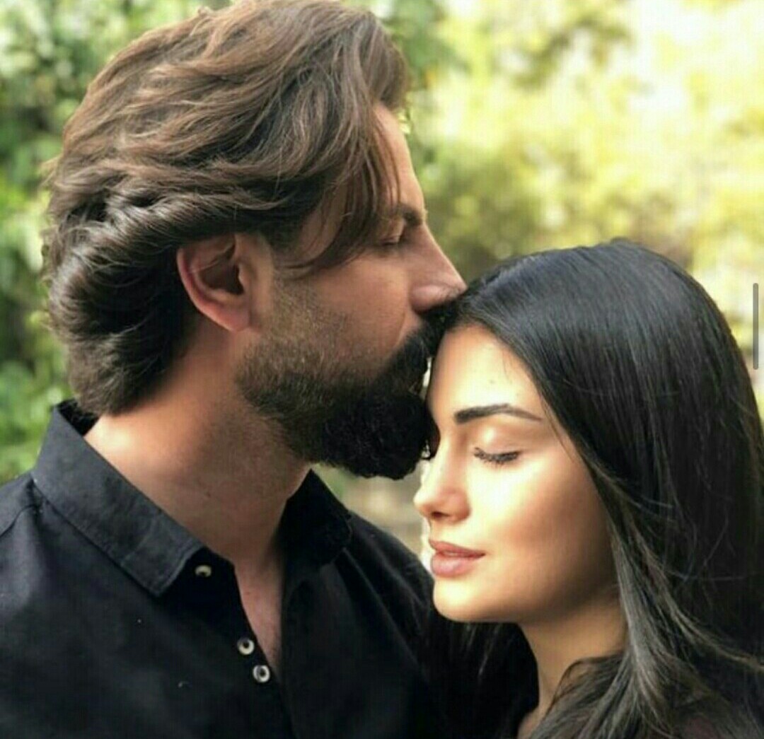 Aşkınızın simgesiydi bu foto...
bir umut barışırsınız dedik ama olmadı💔 hakkınızda hayırlısı olsun inşallah
