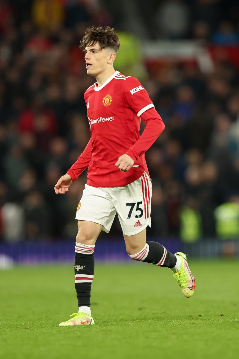 utdreport's tweet photo. Congratulations on your senior Manchester United debut, @agarnacho7 👏 https://t.co/5lFeOpBvwH