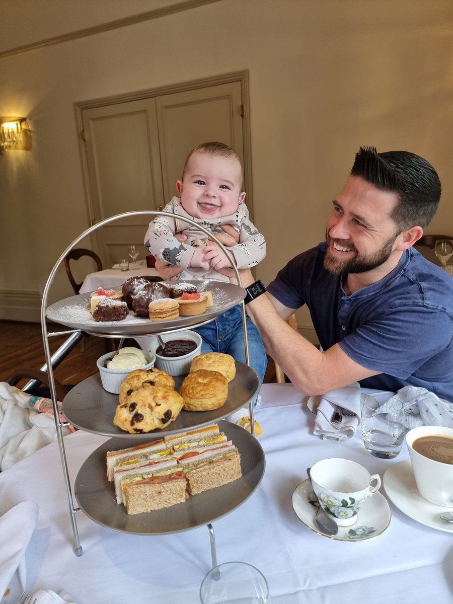 kimclayton87's tweet photo. Day 28 - Celebrated our achievement today by having afternoon tea #TheBelmontHotel which was lovely... followed by more chocolaty goodness as I won a competition thanks to #Projectdoughnut and #themanatarms Thank you so very much!

https://t.co/enCTILPMFl https://t.co/L7rUTmJiLt