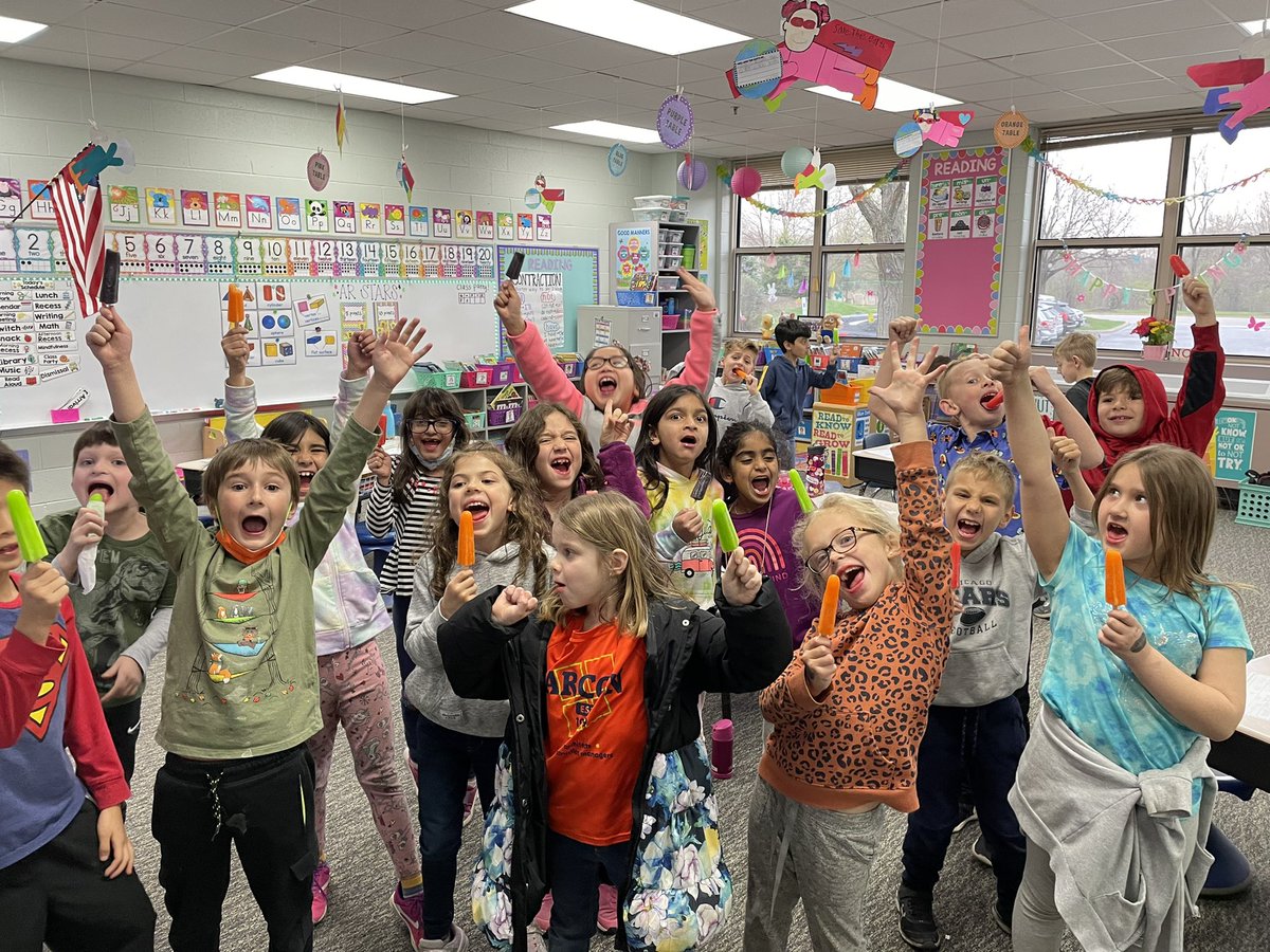 Today was our PUBLISHING PARTY!! We read each other’s books, left compliments, and then celebrated with popsicles! So proud of these writers!🎉✏️🍦