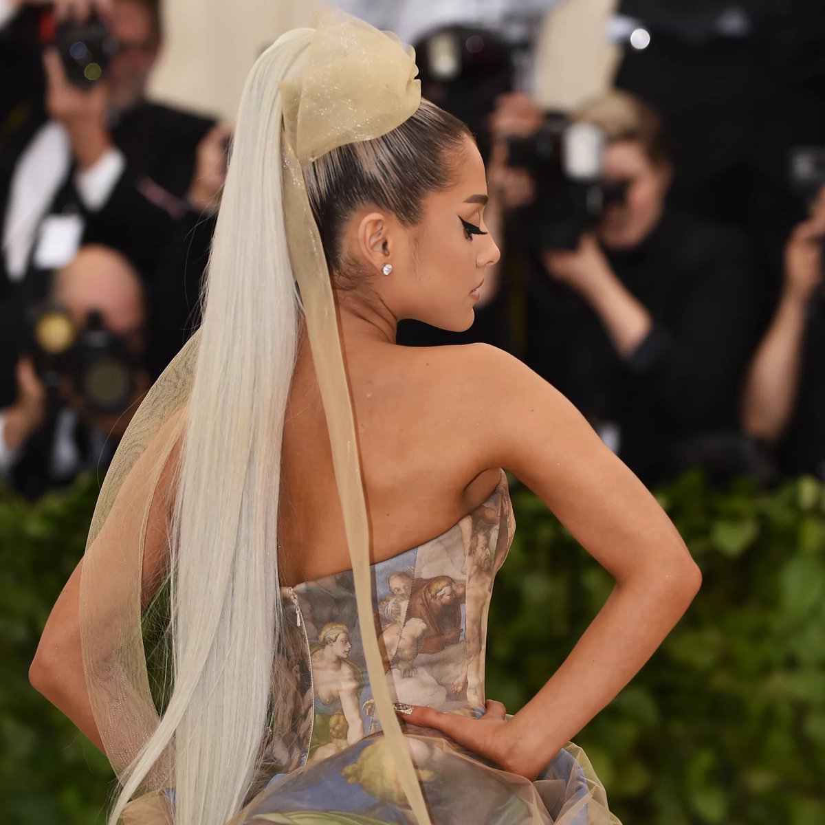 eternalsunshine's tweet image. ariana grande is confirmed to be attending this year’s met gala