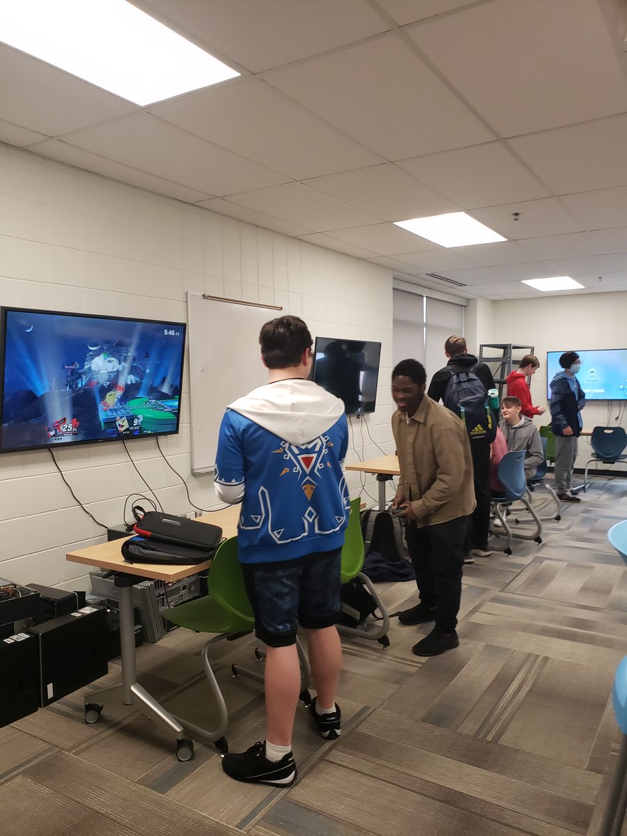 Shakoscitech tweet media