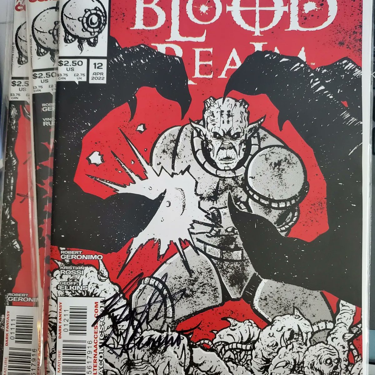 geoffelkins's tweet photo. Got my copies of @geronimodraws blood realm: wrath of kings! Very honored to be a part of it with so many great artists. Check it out and more at https://t.co/sTaUtPVTTX! #comics #art #scifi #forror #fantasy #cyberpunk #ink #indie #Indiecomics #alterna #illustration #draw https://t.co/Mowm6d5h3P