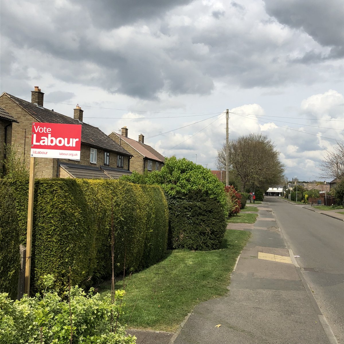 FulbournLabour's tweet photo. We now have less than one week until polling day on 5 May. People across #Fulbourn, #FenDitton, #Beechwoods, #Foxgloves, #Teversham, #Wilbrahams, #Quy & #Horningsey have been turning to #Labour’s positive agenda for #OneSouthCambridgeshire #FairforAll #Labourboards everywhere 🌹 https://t.co/RrPM8KyoOD