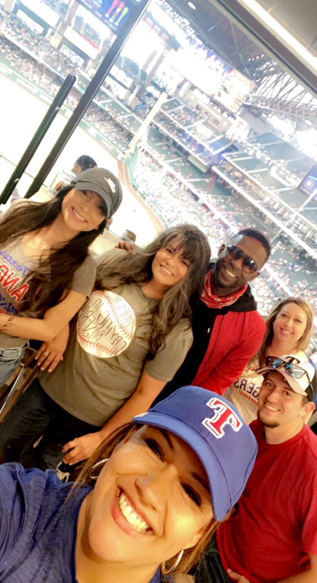 TexasPride11's tweet photo. Play ball!! NTX ACC Team Outing! There’s no crying in baseball! @TexasRangers⚾️@accmgrLupe @eddy_luster @MarinaMonthley @NoboaBrittney @Stuff_stephsaid @Brett_Acc_Life @NTX_Market https://t.co/ClpxtmNI06