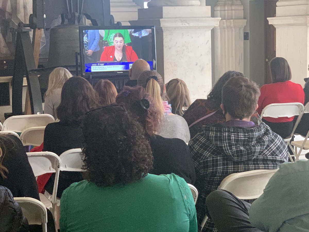 CPNRI's tweet photo. Supports are watching from an overflow room due to the amount of support for #StableWorkforceStableLives! https://t.co/MoUrOH4mhK