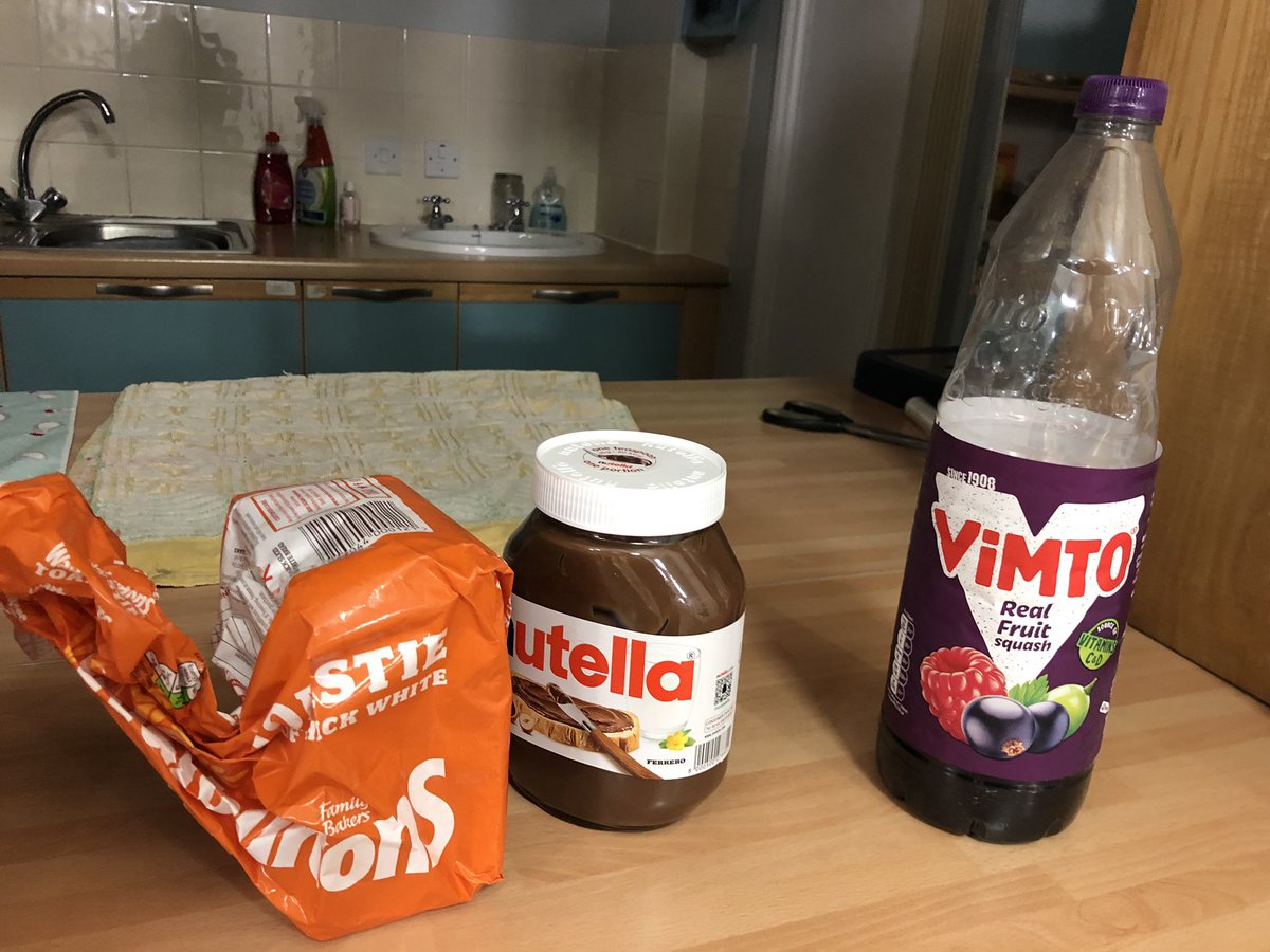 PlacesProject's tweet photo. Essential ingredients for going deep in the year 9-11 lads discipleship group tonight @HalliwellParish-talking about identity, finding our place in God’s family, mental health...so much wisdom and honest sharing and encouragement. #hiddeninchrist @DbeManchester @DioManchester https://t.co/0uzMDMRQz7
