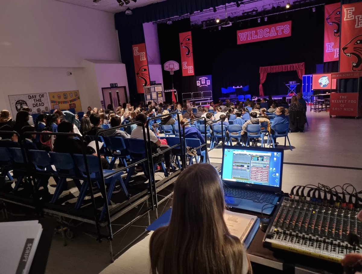 A huge thank you to <a href="/WillowbrookTMET/">Willowbrook Mead Primary Academy</a> @NorthMead_TMET and Scraptoft Valley Primary school for coming to watch our school production today! I hope you all had a wonderful time! You were fantastic audiences #GoWildcats <a href="/OrchardMead/">Orchard Mead Academy</a>