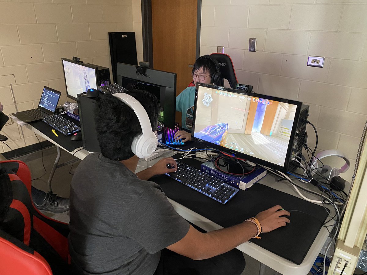 richardsom's tweet photo. Great Valorant victory today for IH. Shout out to @MrBoyerIHHS for all his work this inaugural season and thank you @ihpsfoundation for making it possible. Regionals at Miami U is next. #ihtech #ihpromise https://t.co/yEd3TbxMAs