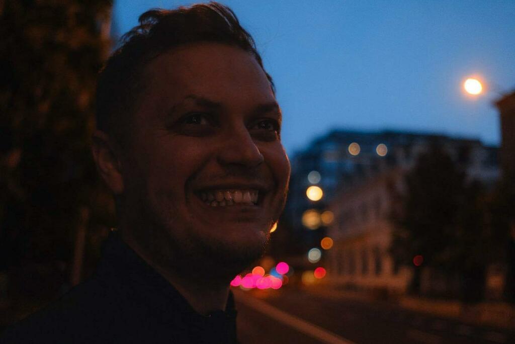 shonescu's tweet photo. A good good night https://t.co/ocxnAmcRXz https://t.co/n9voC8oUtf