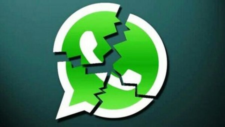 ¡En estos momentos a #WhatsApp le aplicaron un superplex desde la tercera cuerda! La plataforma de mensajería mundial no funciona en estos momentos. #whatsappdown