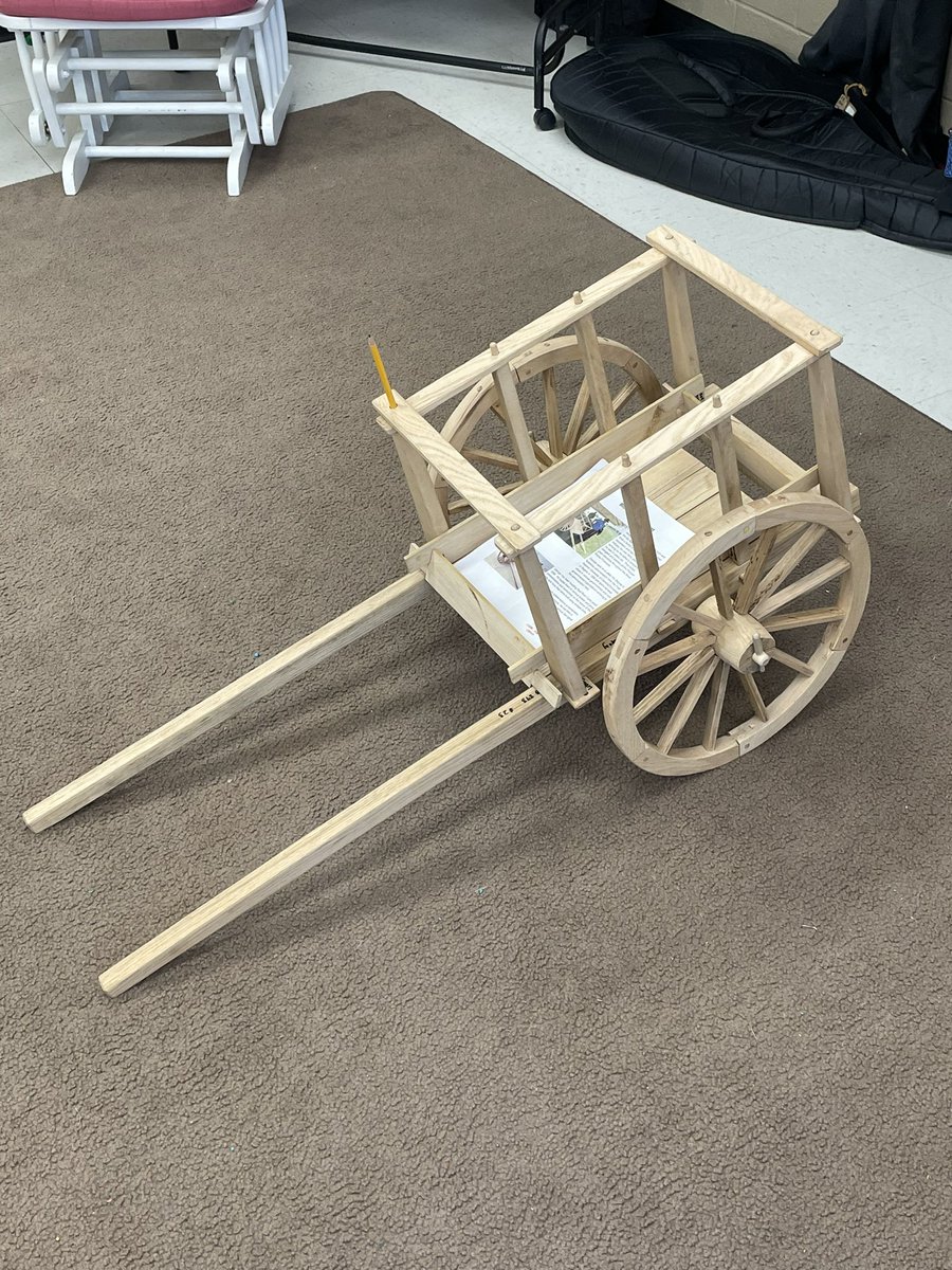 MrKlynesClass's tweet photo. Thanks to #SUNTEPRegina and @gdins_org the Gr. 1 class today got to build a Red River Cart, continuing our learning of traditional Métis roots and history! @HolyTrinitySD @St_Agnes_MJ https://t.co/eO1GnP6FOg