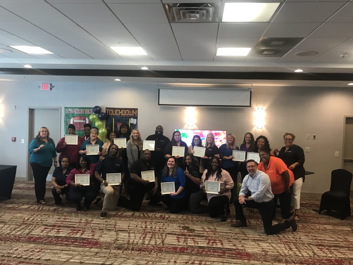 AcceptanceHQ's tweet photo. Acceptance Insurance's leadership had a blast getting to see our team members at our Birmingham town hall!
👉 Want to join one of @Forbes 2022 list of Best Employers for Diversity? Visit our careers page at https://t.co/tnppH5uH9w #EveryoneIsSomeone #AcceptanceInsurance #OneTeam https://t.co/VmKAwvxqDv