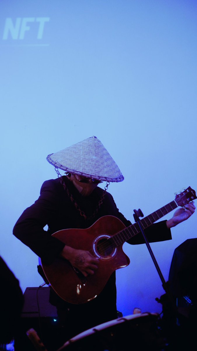 AFPHxNFT's tweet photo. ~ SOUND ~ @Musikavi1 
https://t.co/0g9agMHaZ1
https://t.co/Ht0eegv89r
#afphxnft2022 #artfairphxnft
📸 @Hyperaktib1 https://t.co/iBWvcGTYqk