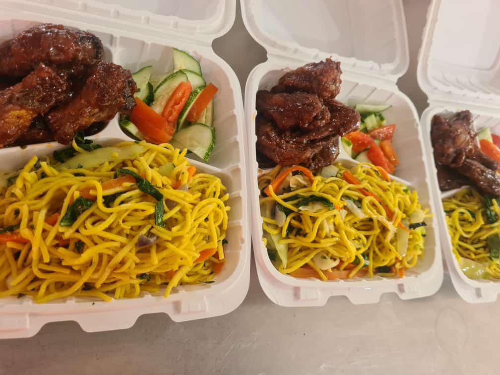 MicheyPhilly's tweet photo. Lunch orders...Sorrel Wings &amp; Noodles! https://t.co/rqknvRaJDn
