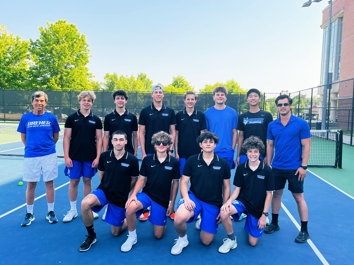 dreher_tennis's tweet photo. Eastside bus is running late, time for a team pic #FeelFreeToScreenshot
Plenty of time to get over here and cheer on your Blue Devils! https://t.co/3zWyqnzNx8