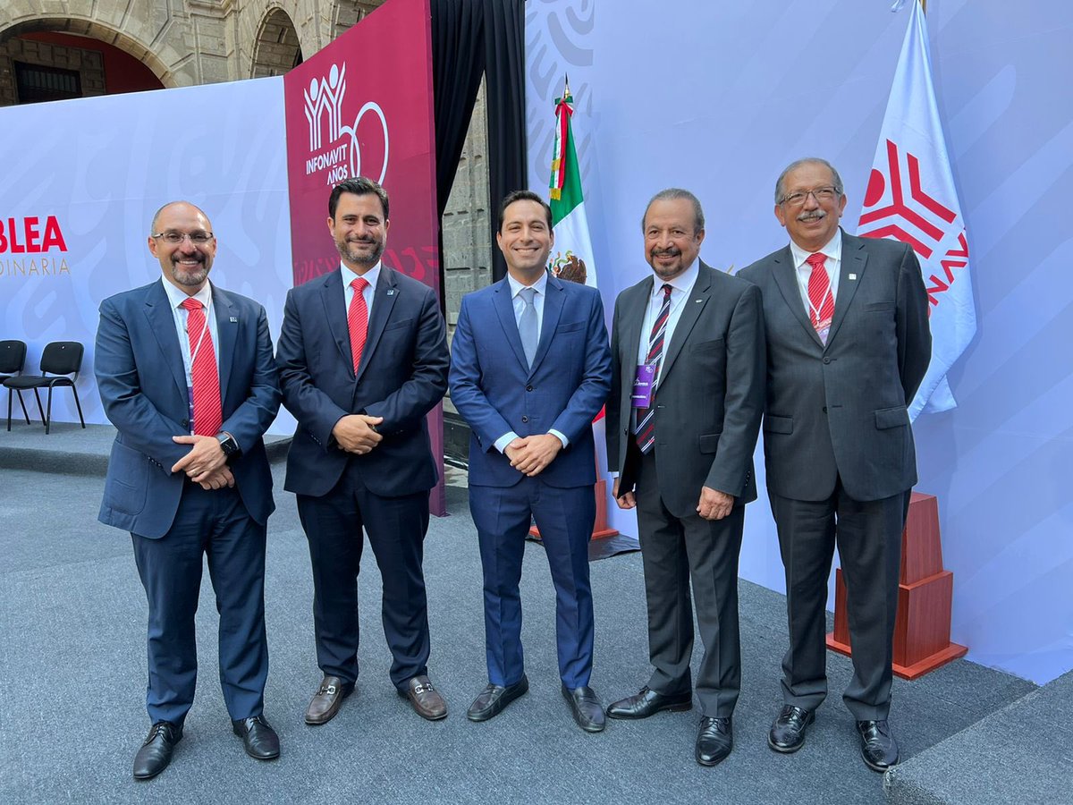 hectortejadasha's tweet photo. Participé en la 125 Asamblea General Ordinaria del Infonavit. #UnidosEnAccionesPositivas #HT #Concanaco. https://t.co/DYKKOHKO2c