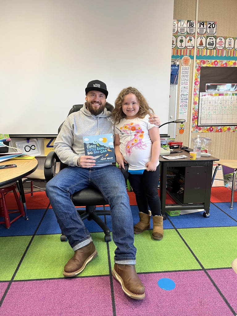 PES_Penguins's tweet photo. BEAR Week  - More Celebrity Readers https://t.co/Y6mp3NCfSf