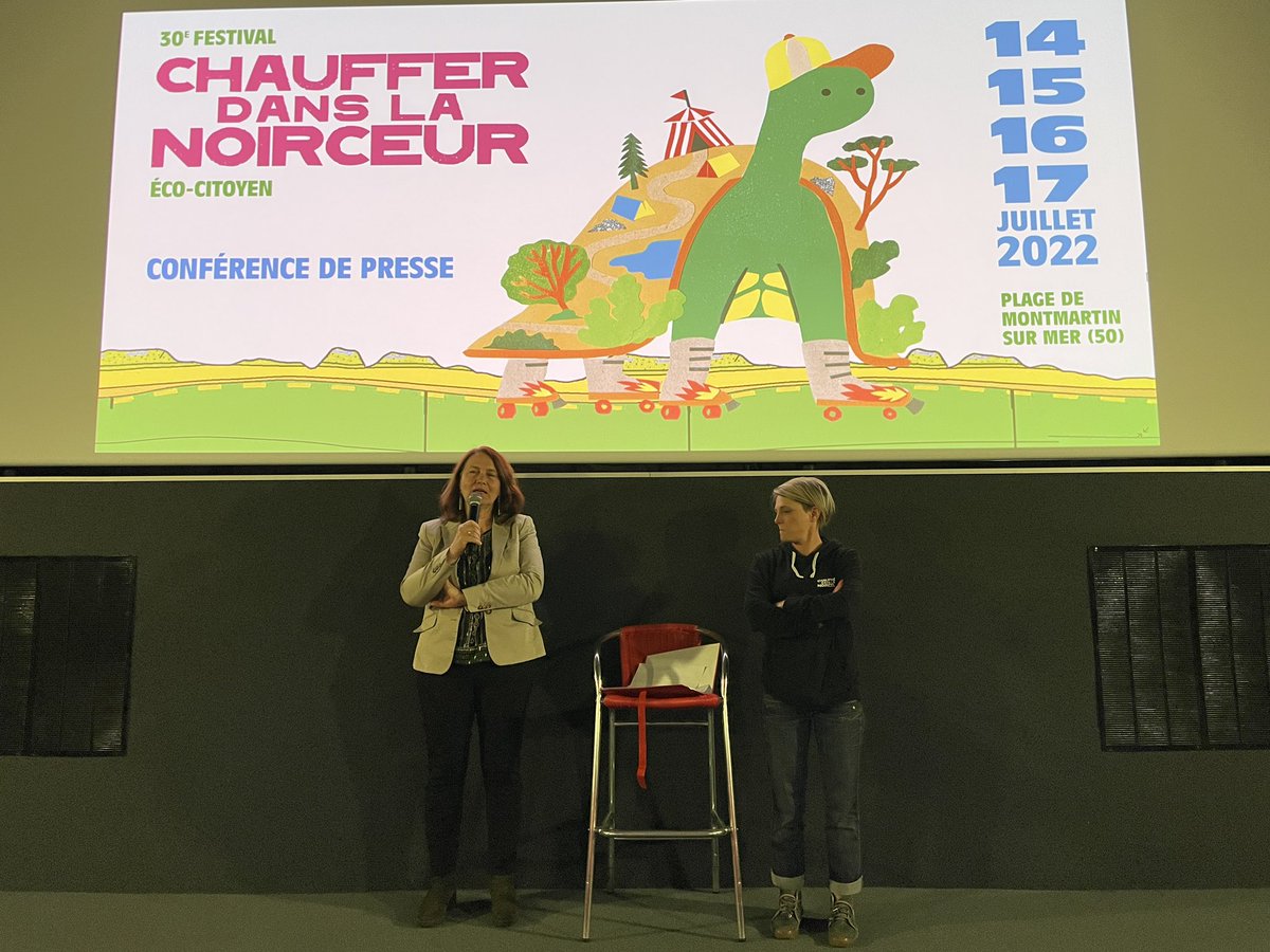 avranches_infos's tweet photo. Soirée de présentation de la 30e édition du festival #CDLN au cinéma de #Hauteville
Introduction par Annabelle Ledanois et Isiah Morice @cdln
Prise de parole d’élus : Pierre Vogt @RegionNormandie , Catherine Bruneau-Rhyn @LaManche50 et Bruno Quesnel maire de Montmartin-sur-mer https://t.co/9u9xDdokGp
