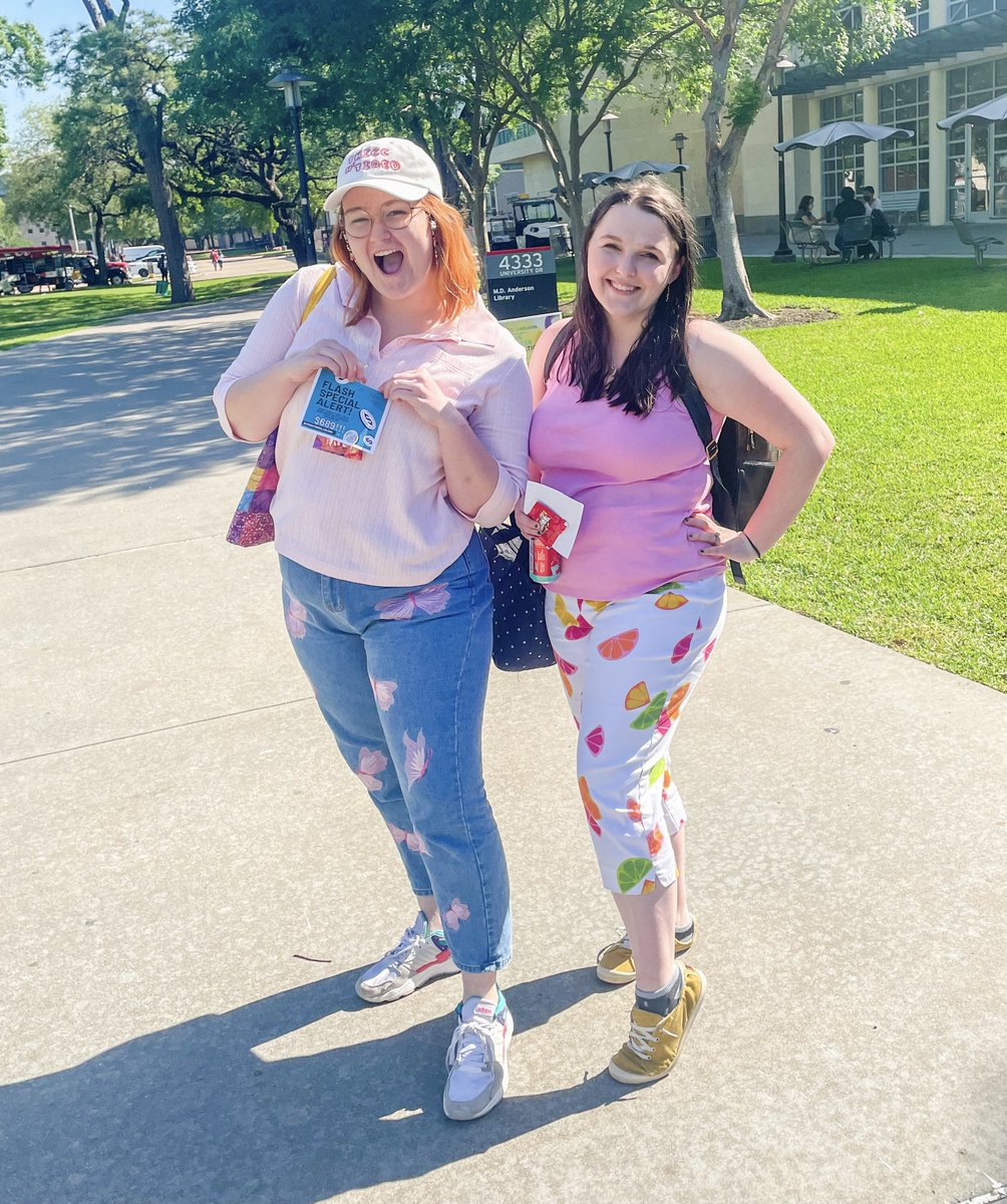 GatewayOnCullen's tweet photo. Catch us on UH campus with today! We can’t wait for you to hear about our great rates for the Fall! Psttt we also have sweet treat! https://t.co/rRpD5053cb