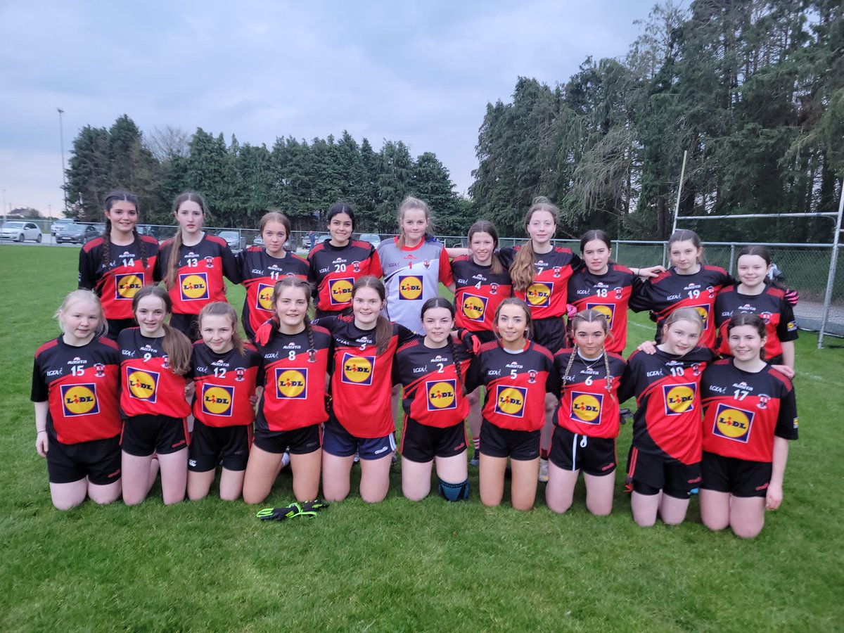 Well done to our U16 footballers who played their first league game last night against Ballycastle in Castletownroche. It was a mighty game for the spectators with plenty of scores. Our girls took the win in the end! Congratulations girls!!