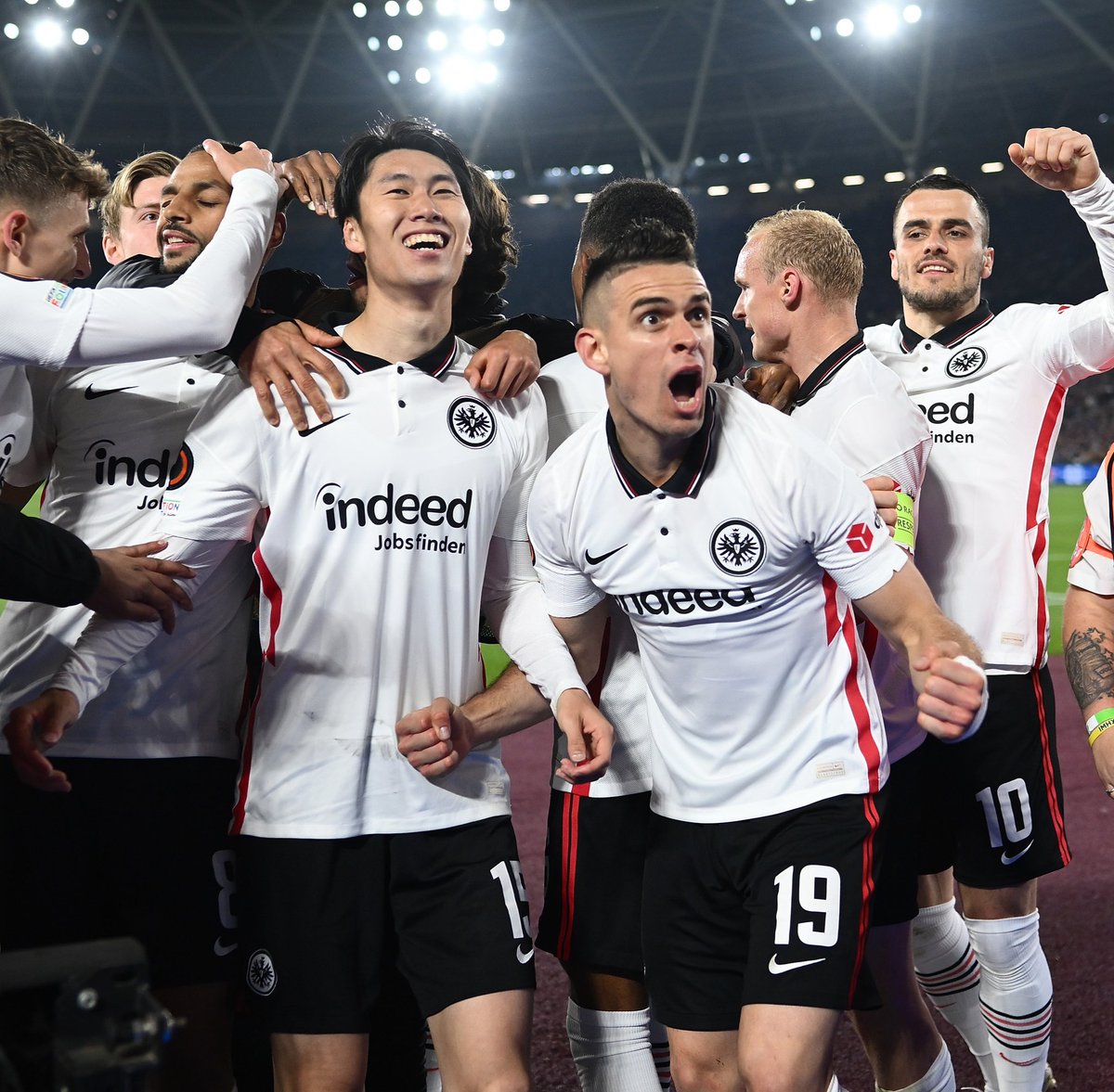 Auswärtssieg! ⚽️💪 #SGE #WHUSGE <a href="/Eintracht/">Eintracht Frankfurt</a>