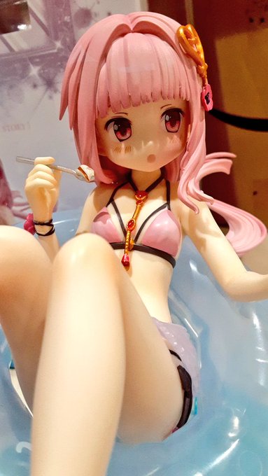 19まどマギ マギレコ
グッツを一つ紹介
水着いろはちゃん!!お気に入り☺ 