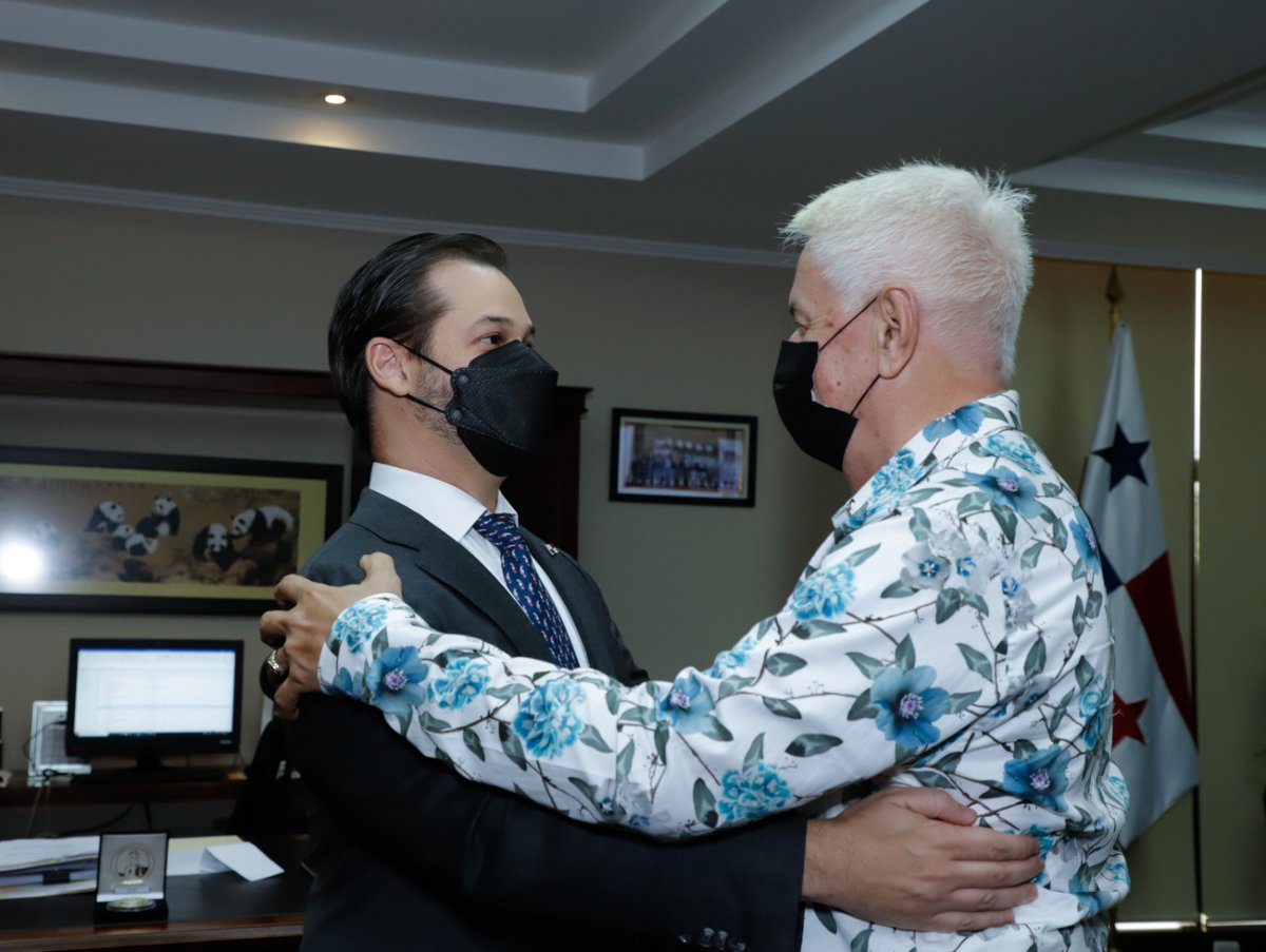 Ramón Martínez tweet media