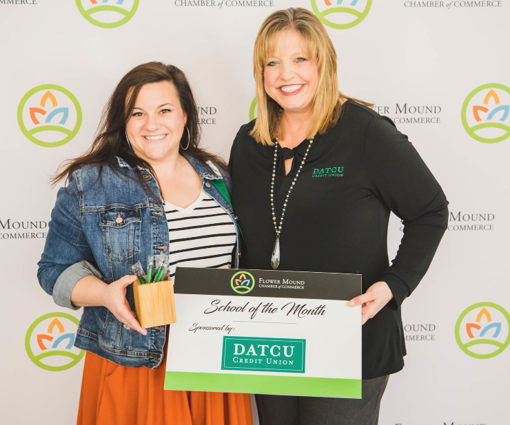 We're excited to share that Donald student Logan Pierce, teacher Ms. Denver and our school were recognized by the Flower Mound Chamber! ⭐  Details: bit.ly/36VR5Mw.