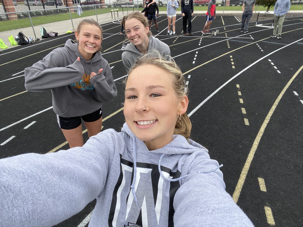 whsgirls_track's tweet photo. Crushed the lactate workout today! Big performances coming ‼️#workharder https://t.co/lpmRRffZqS