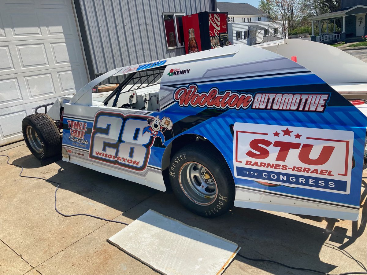 stuforindiana's tweet photo. Representing at the Brownstown Speedway Wednesday night! Hoosiers are ready to send a fighter to Washington! #StuForCongress https://t.co/If6lo7ZfxI