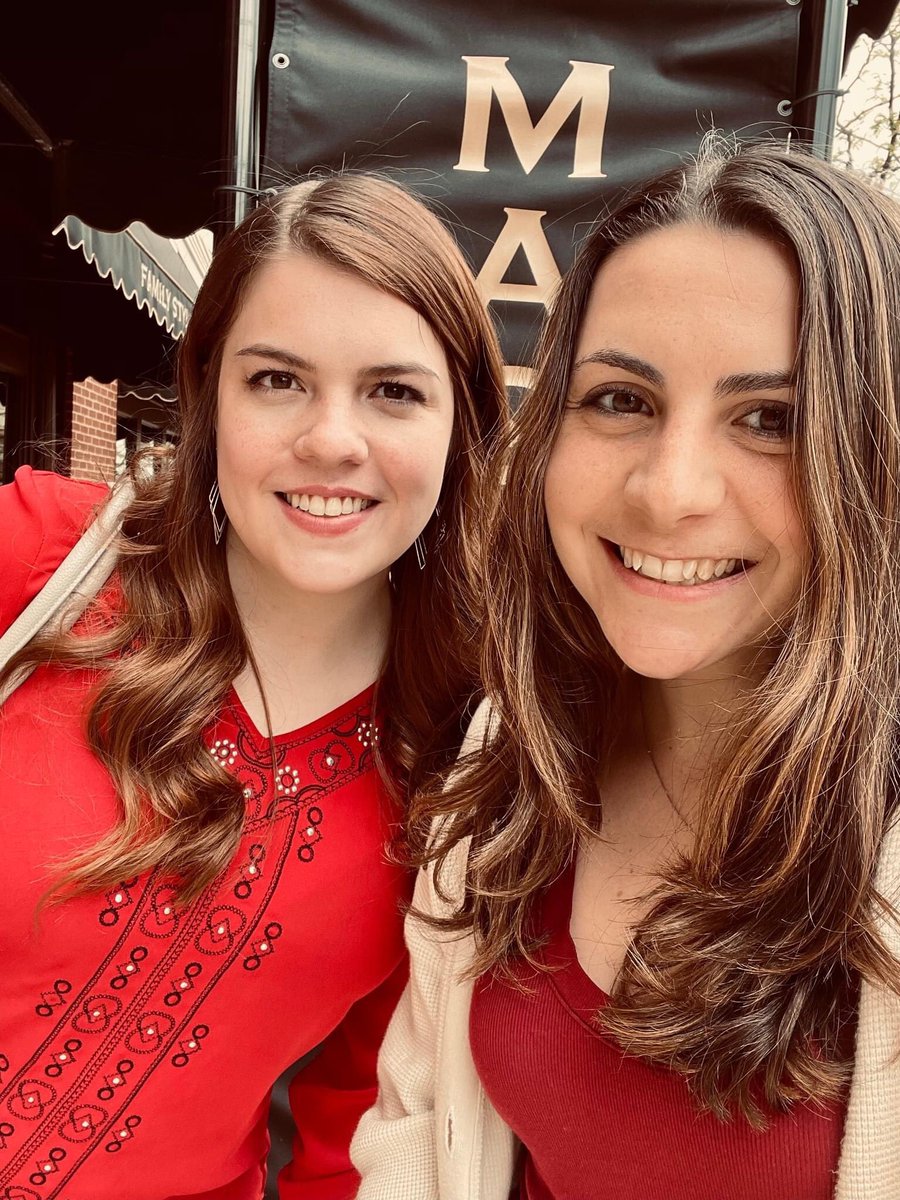 CorkTreeCreativ's tweet image. Italian food AND video marketing? Sign us up. 🍝

Shoutout to @AMASTL for today&apos;s networking luncheon at Maggiano&apos;s Little Italy! Thanks for having us!
