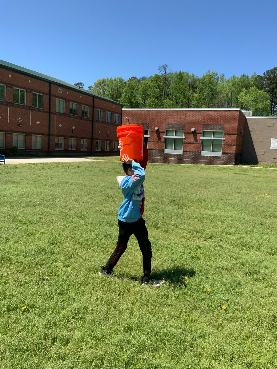 Keith Burgess (@wk_burgess) on Twitter photo Letting my students carry a 5 gal bucket of water for 50yds gives them a TINY glimpse of the challenges some global students go through to get clean water. yes, they realize they have it easy. Ready to share w/<a href="/catamountschool/">The Catamount School</a> thx <a href="/amays_bwfund/">Alfred M. Mays</a> Letting my students carry a 5 gal bucket of water for 50yds gives them a TINY glimpse of the challenges some global students go through to get clean water. yes, they realize they have it easy. Ready to share w/<a href="/catamountschool/">The Catamount School</a> thx <a href="/amays_bwfund/">Alfred M. Mays</a>