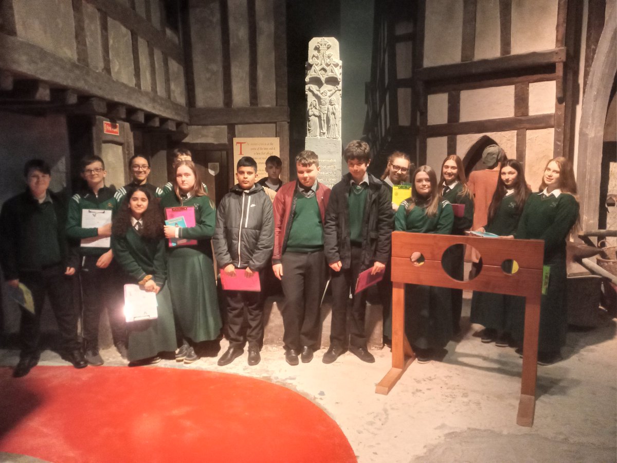 smincw's tweet photo. To celebrate YSI week, 1st year members of the History and Walking Club went to the a medieval experience at the Ashe Memorial Hall in Tralee.
#YSIWEEK https://t.co/zRofgUM02x