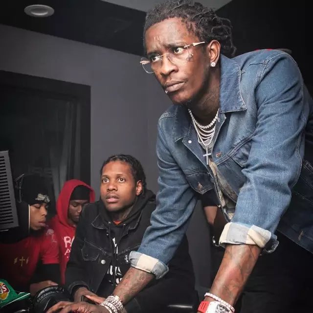 Bazkid3's tweet photo. Me coming on twitter to check if WhatsApp is down or my phone is misbehaving.
#WhatsAppDown https://t.co/FYn7ZfxNkQ