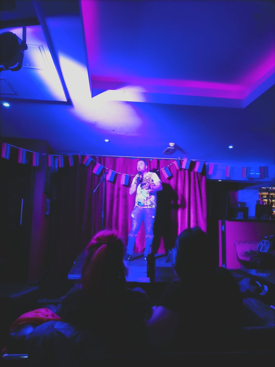 WaterfordDay's tweet photo. @PowerWayne @Pride Poets for @PoetryDay_IRL 

We are loving @RevolutionBar as a venue ♥️

@PoetryProgRTE @WaterfordCounci @WaterfordArts @poetryireland https://t.co/x0xXShgKnM